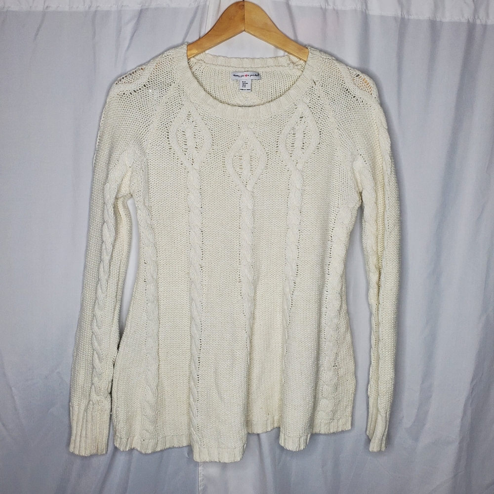 ♧ Wearing Your Heart On Your Sleeve Ivory Cable Knit Sweater Size Medium